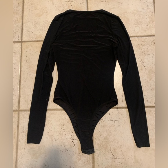 Boohoo Black Ruched Long Sleeve Bodysuit Size 2 - Picture 3 of 5